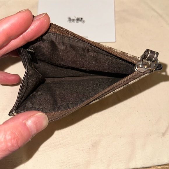 CLOSET CLOSING DOWN Vintage Coach keychain/wallet - Picture 3 of 5